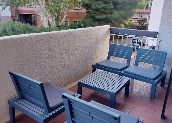 アパート Proche De La